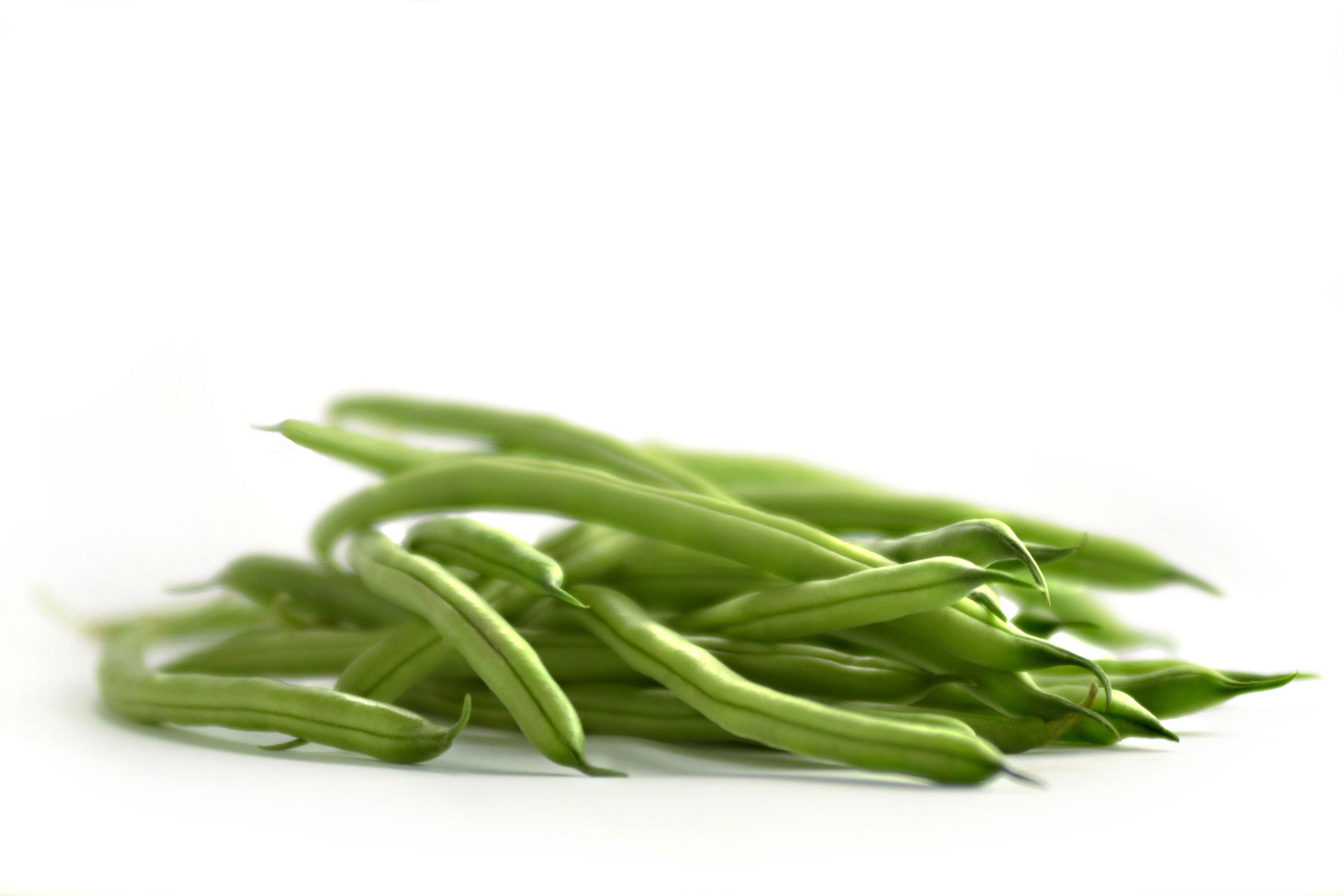 Beautiful-produce-photography-of-fresh-raw-green-beens
